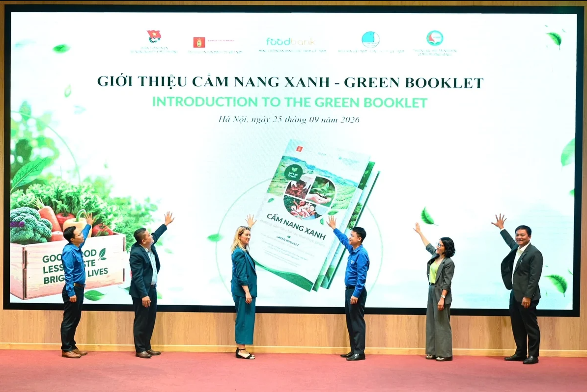 Green booklet on food waste recycling launched